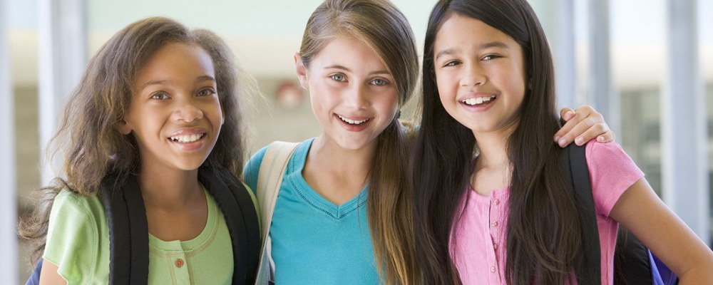 Adolescent Scoliosis, AIS, Girls with scoliosis